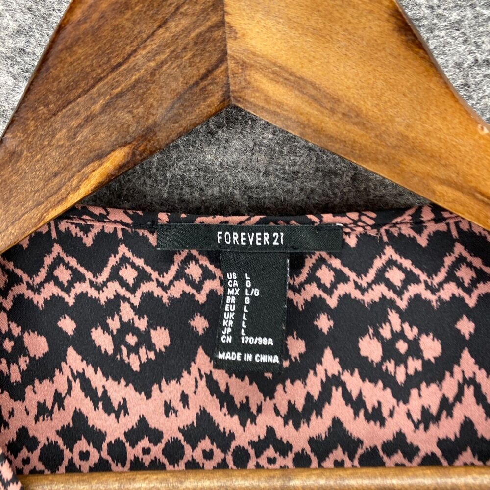 Forever 21 Shirt Women L Large Pink Geometric Button Up Long Sleeve Round Neck - Picture 3 of 7